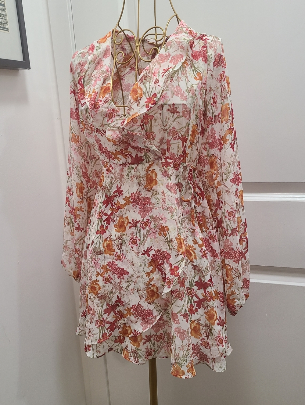Floral Wrap Mini Dress in White and Pink